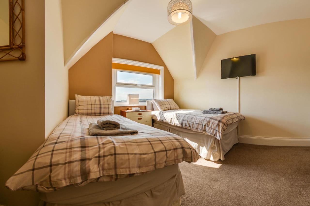 The Whitby Prospect, 2 Bed Apartment With Stunning Views, 2 Mins From Beach Dış mekan fotoğraf